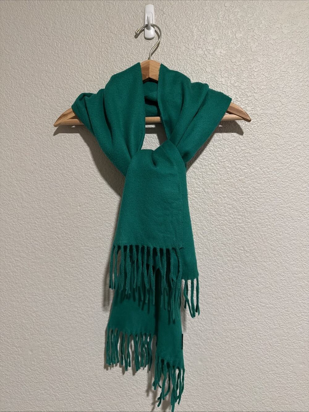 Vintage 90s Wilson’s The Leather Experts Fringe Made In Italy Scarf Wrap Green